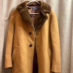 Vintage brown and tan wool coat by Pendleton. Size 44 with a fur collar